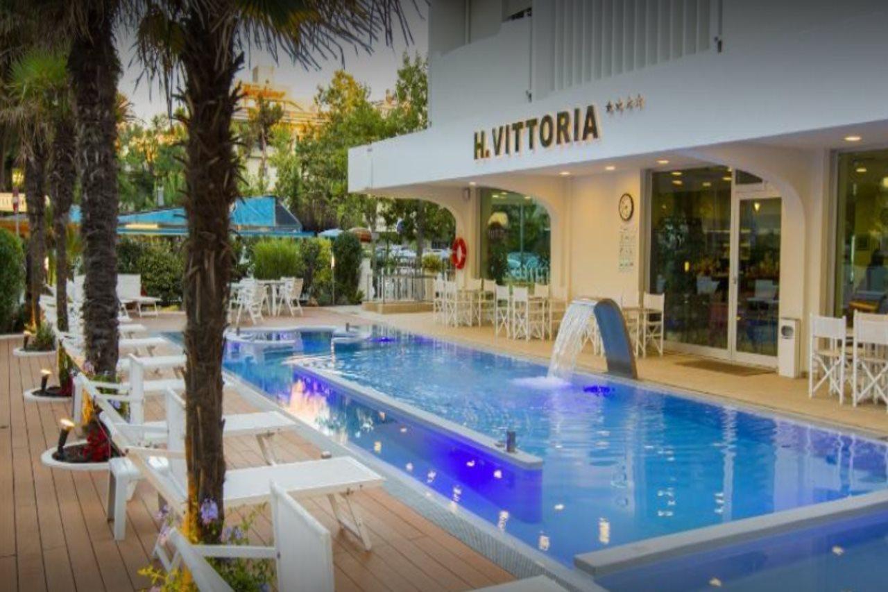 Hotel Vittoria Ριτσόνε Εξωτερικό φωτογραφία