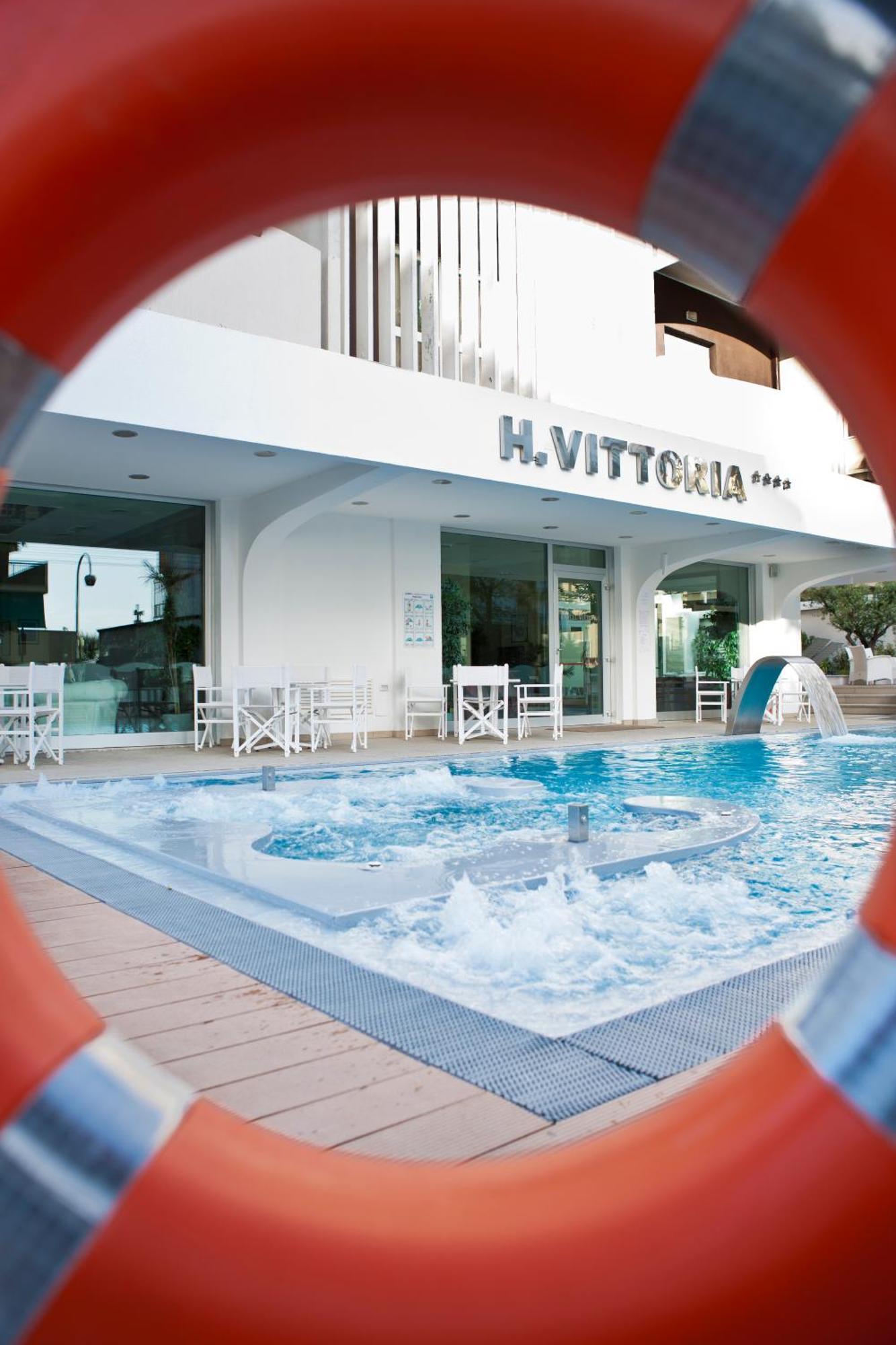 Hotel Vittoria Ριτσόνε Εξωτερικό φωτογραφία