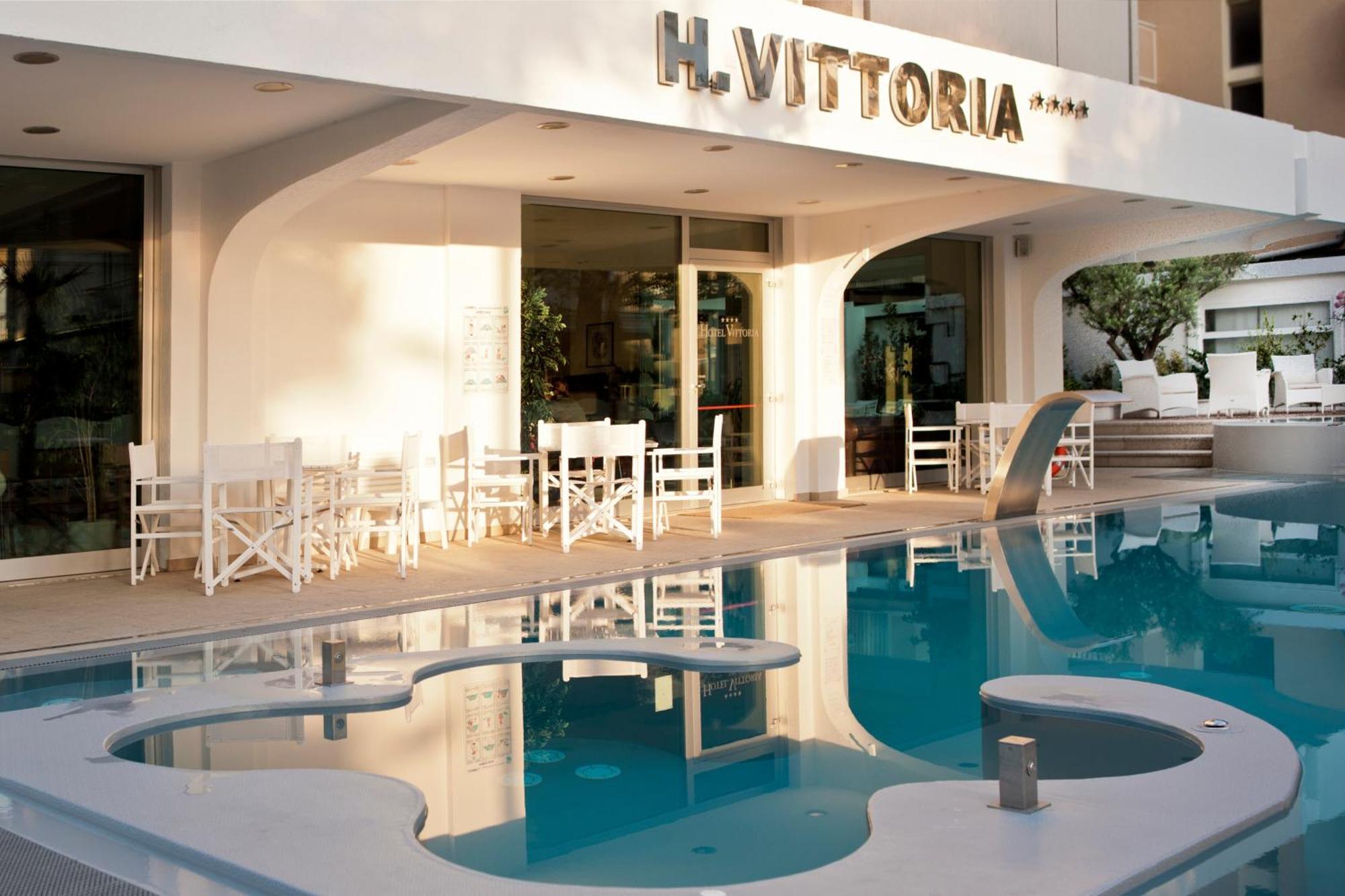 Hotel Vittoria Ριτσόνε Εξωτερικό φωτογραφία