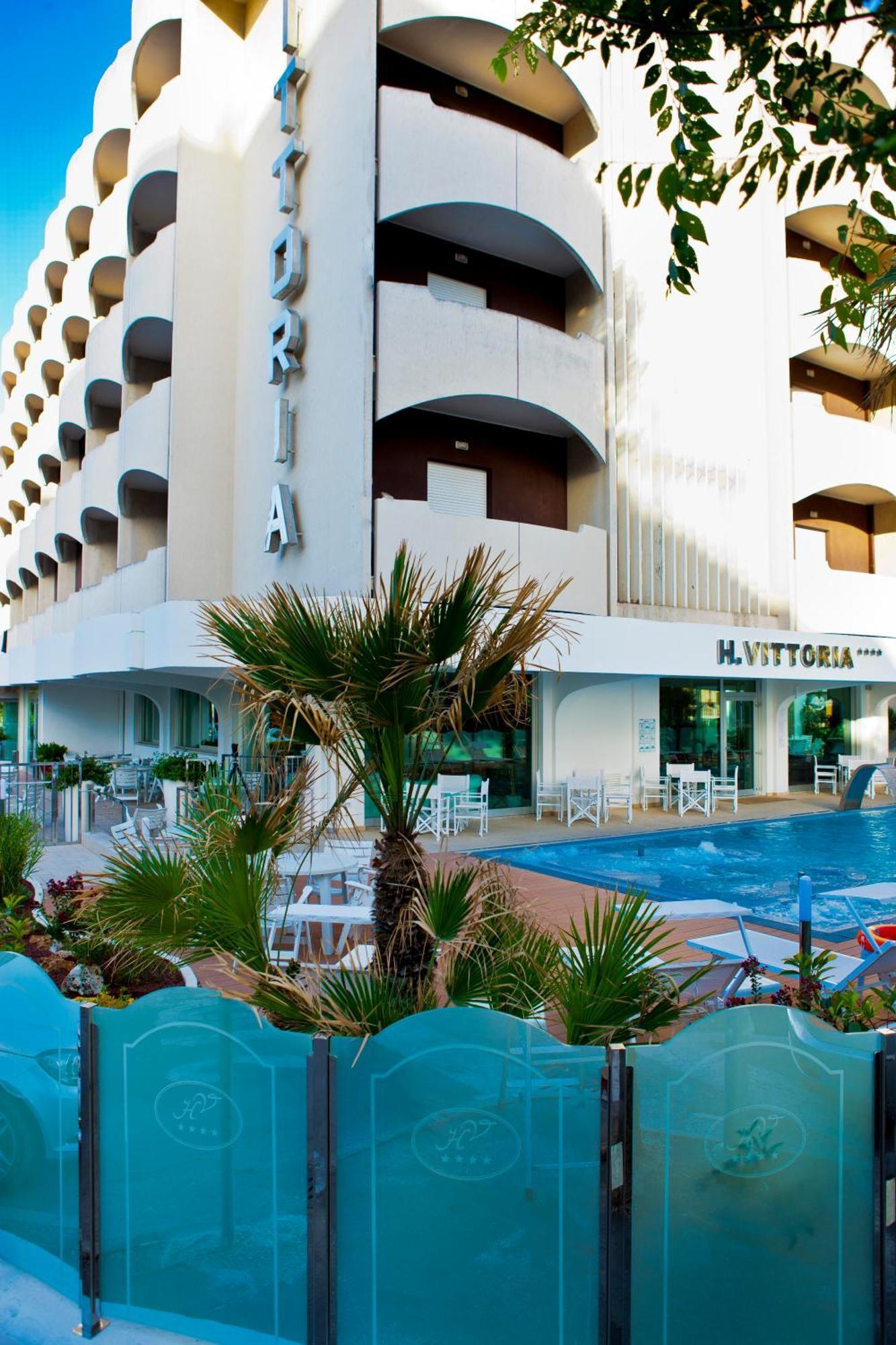 Hotel Vittoria Ριτσόνε Εξωτερικό φωτογραφία
