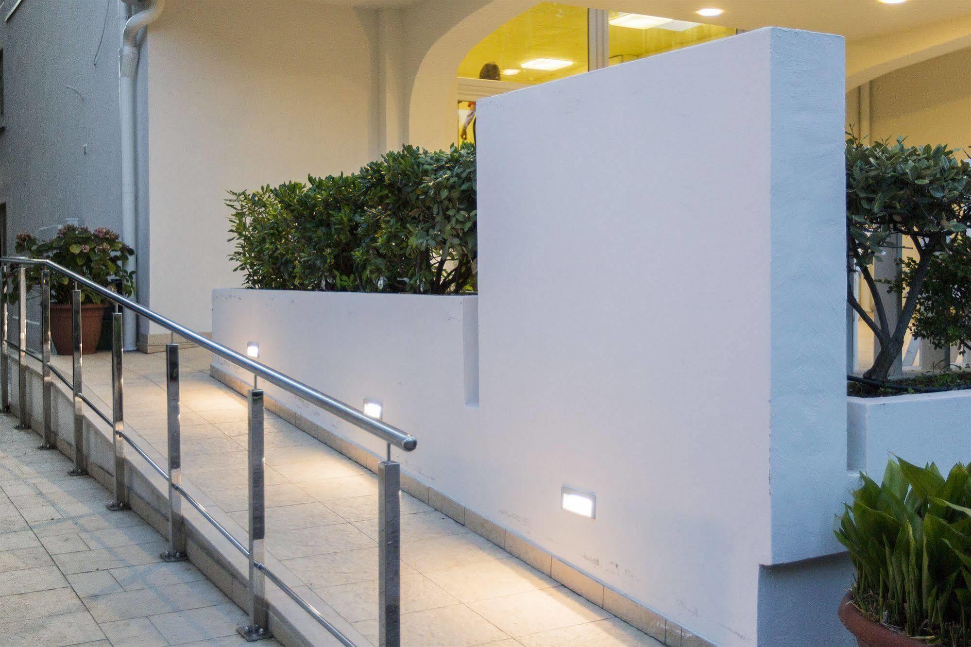 Hotel Vittoria Ριτσόνε Εξωτερικό φωτογραφία