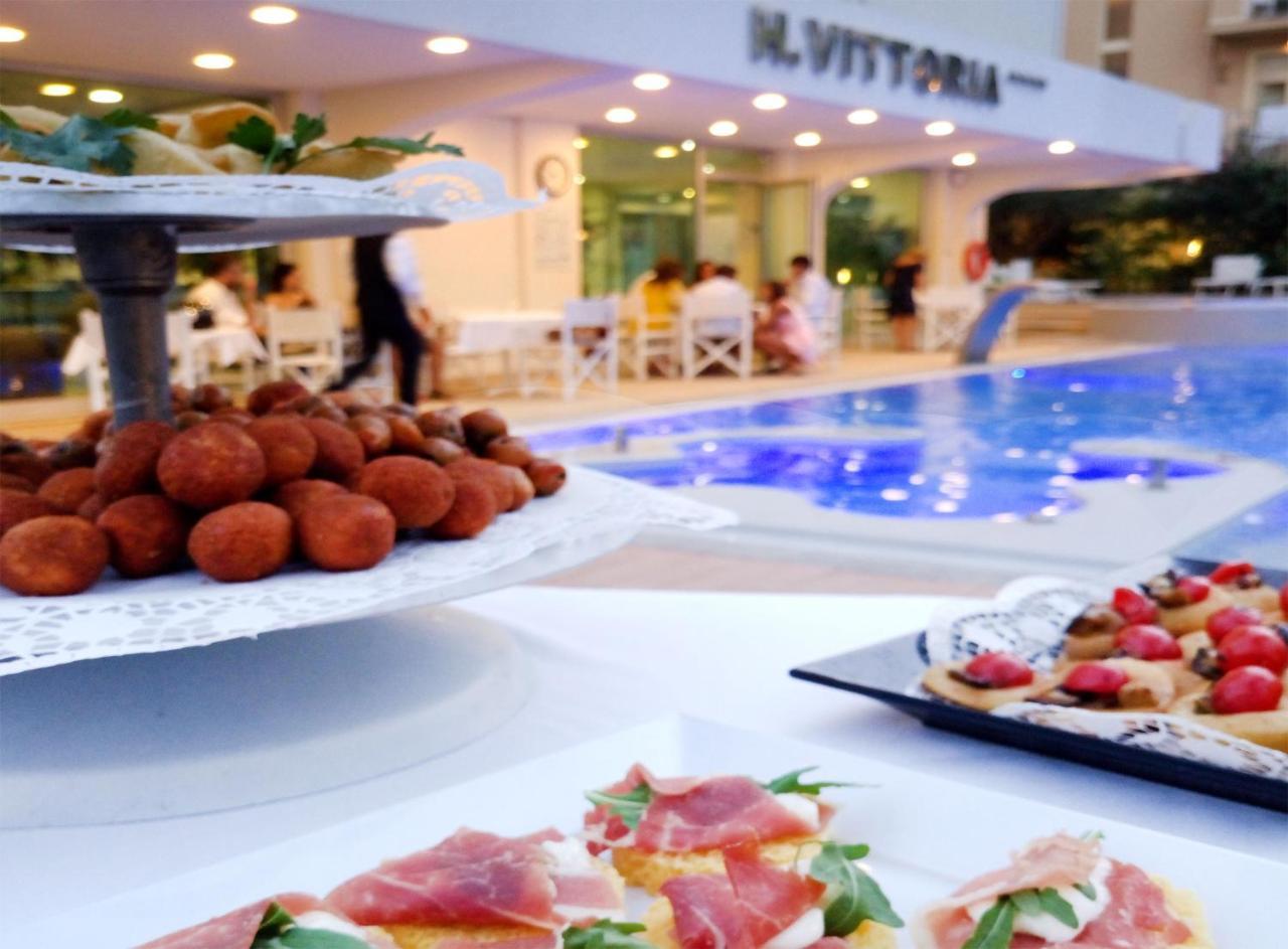 Hotel Vittoria Ριτσόνε Εξωτερικό φωτογραφία