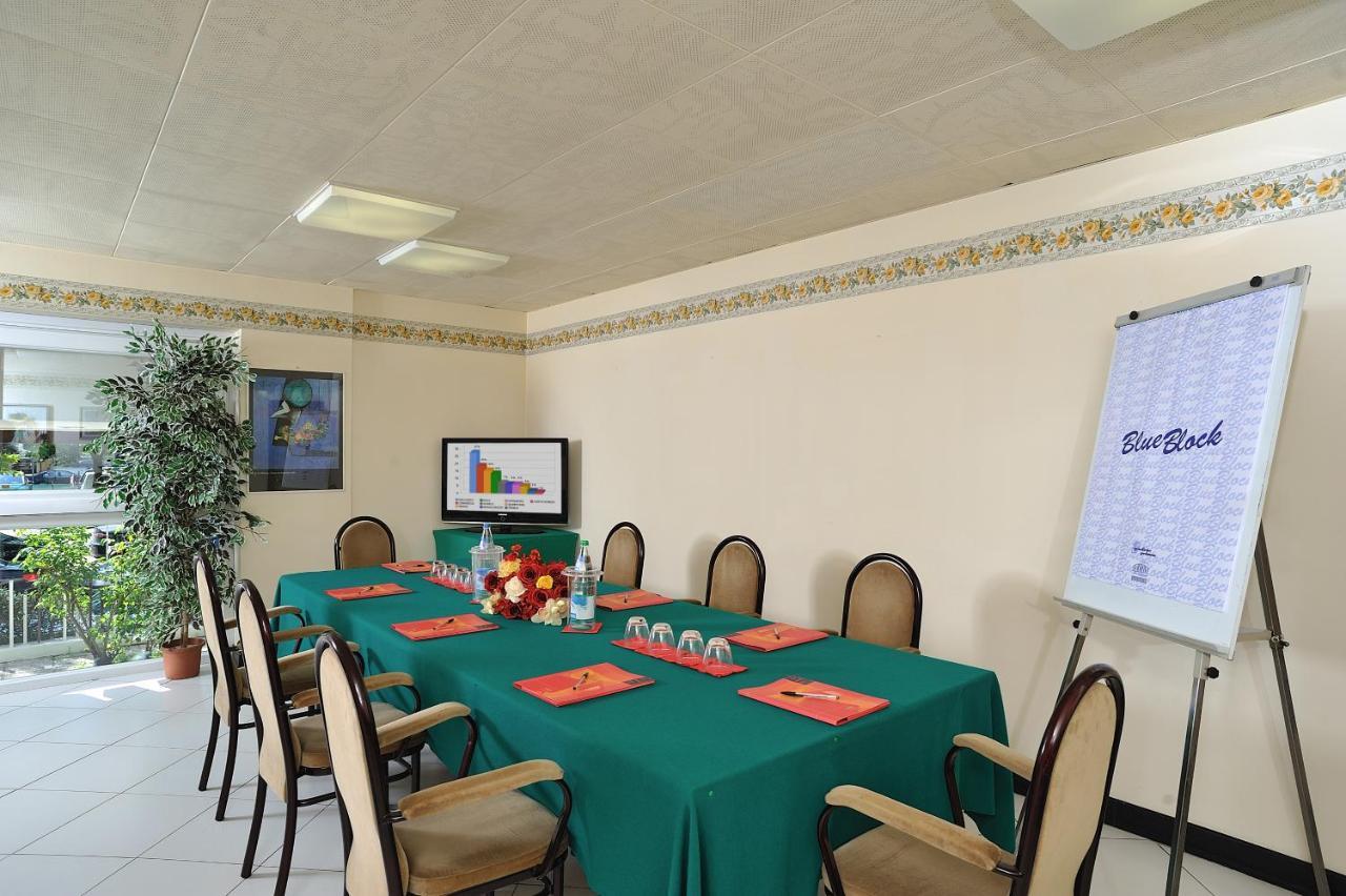 Hotel Vittoria Ριτσόνε Εξωτερικό φωτογραφία